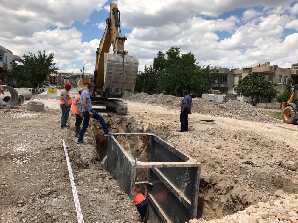 Adıyaman’da Alt Yapı Çalışmaları Devam Ediyor