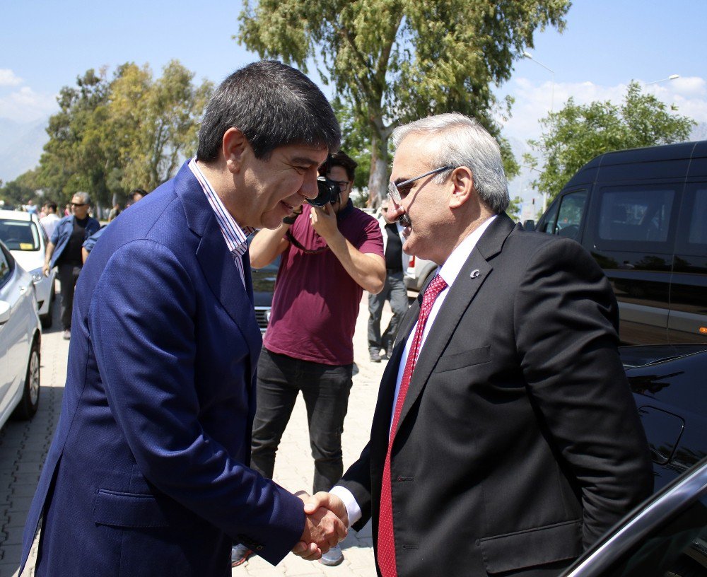 Konyaaltı Sahiline Sezon Öncesi Sıkı Denetim