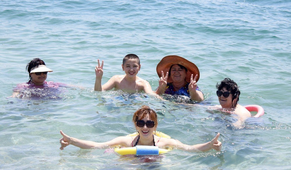 Antalya’da Yaz Sezonu Açıldı