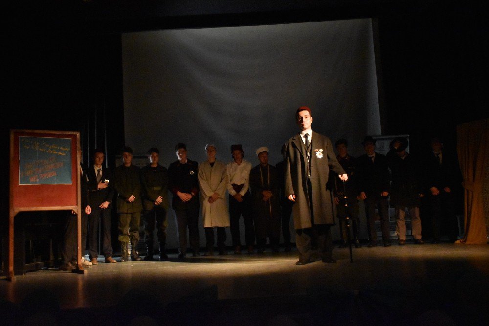 Atakum Aihl Öğrencilerinden 3 Dilde Yıl Sonu Programı