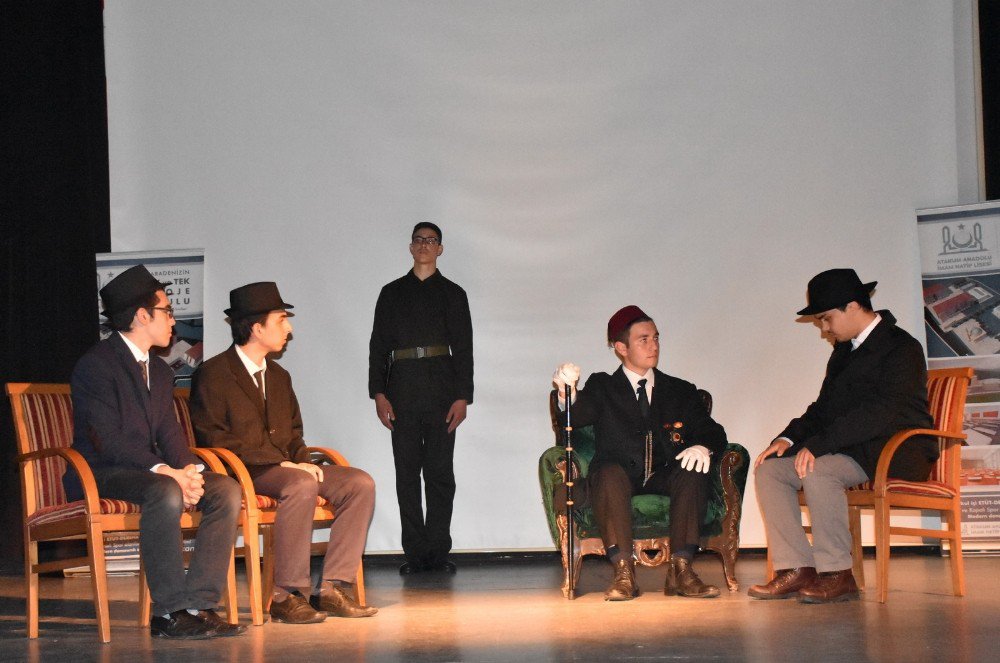 Atakum Aihl Öğrencilerinden 3 Dilde Yıl Sonu Programı