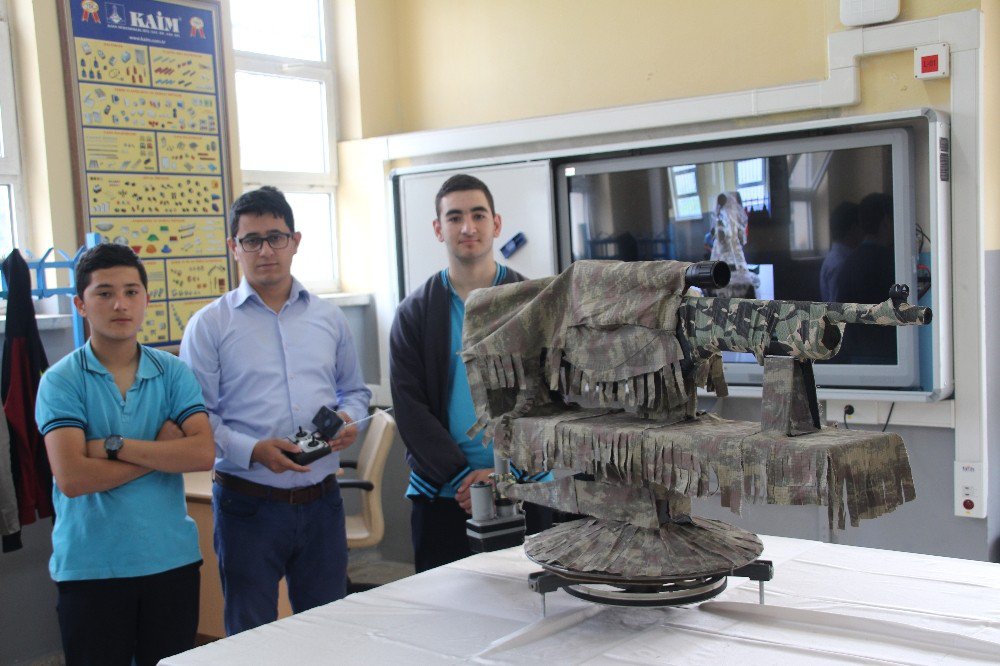 Çamaşır Makinesi Ve Silecek Motorundan Otomatik Silah Ürettiler