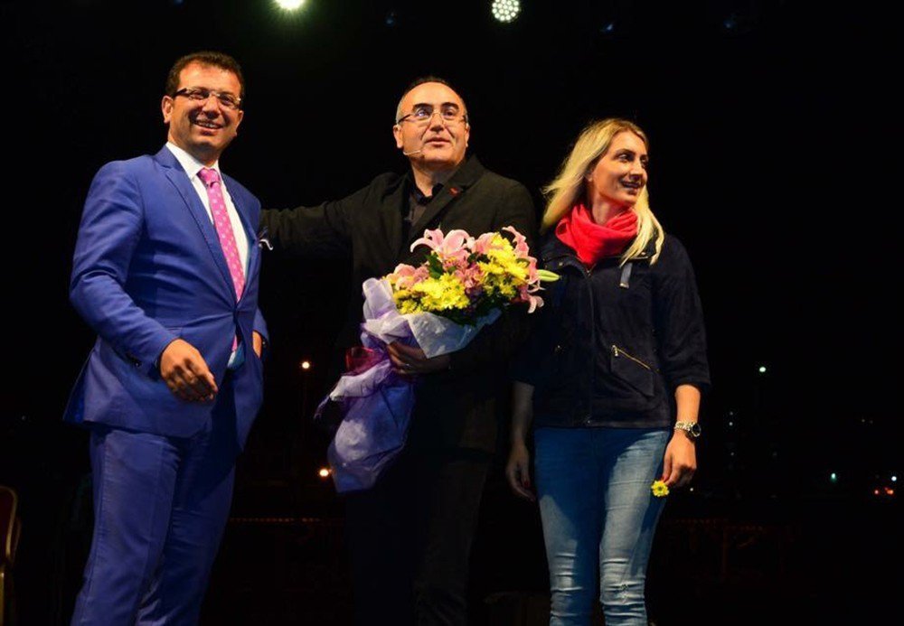 Yazar Sunay Akın: "Dünyanın En Güzel İbadethanesi İstanbul’dadır”