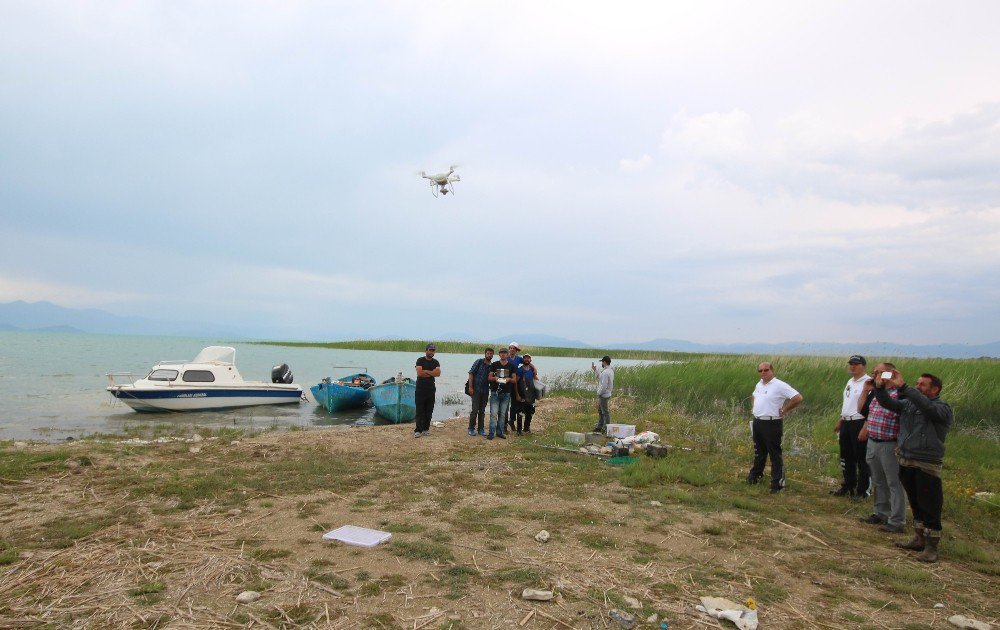 Beyşehir Gölü’nde Elektroşoklu Avcılar Dronlu Takiple Suçüstü Yakalandı
