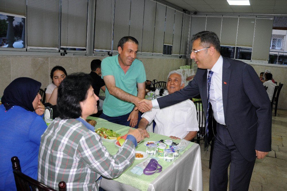 Erdemli’de Şehit Yakınları Ve Gaziler İftarda Buluştu