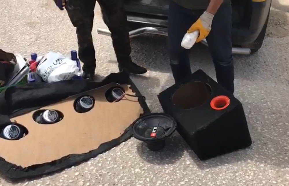 Hoparlöre Gizlenmiş Uyuşturucu Madde Ele Geçirildi