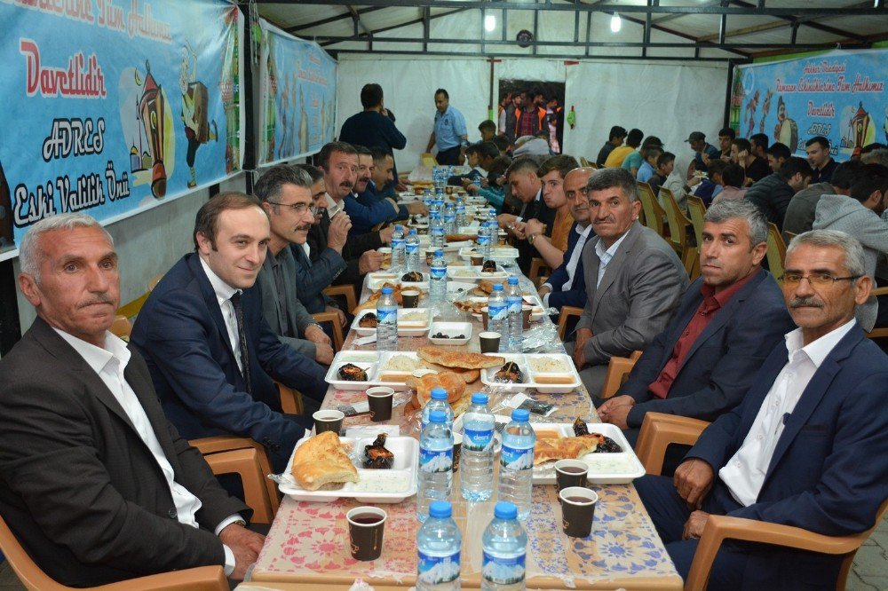 Başkan Epcim İftarda Vatandaşlarla Buluştu