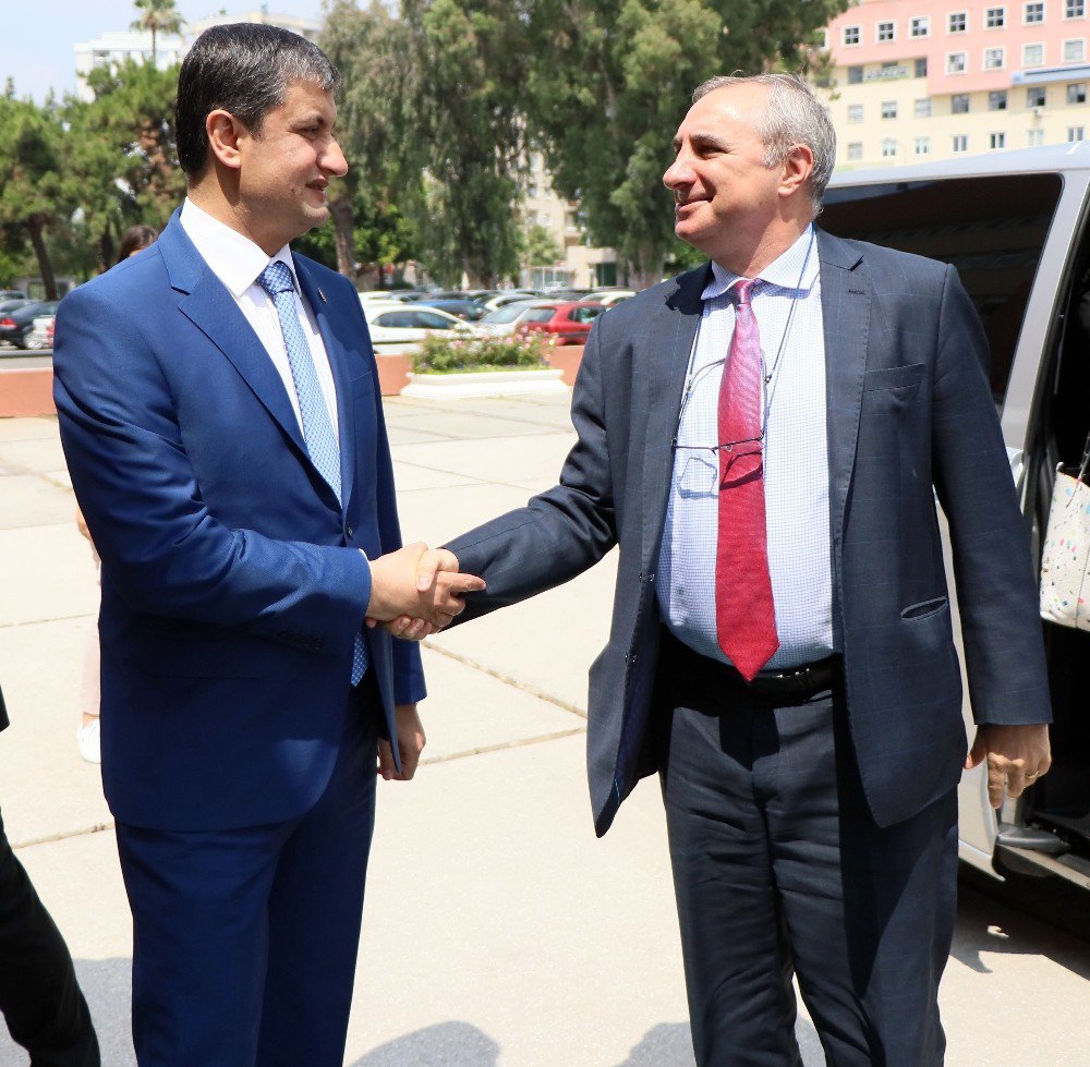 İsrail Büyükelçisi Naeh Adana Valiliğini Ziyaret Etti