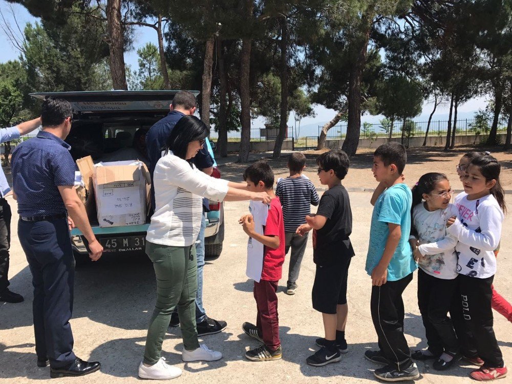 Depremi Yaşayan Çocuklar Büyükşehirle Sevindi