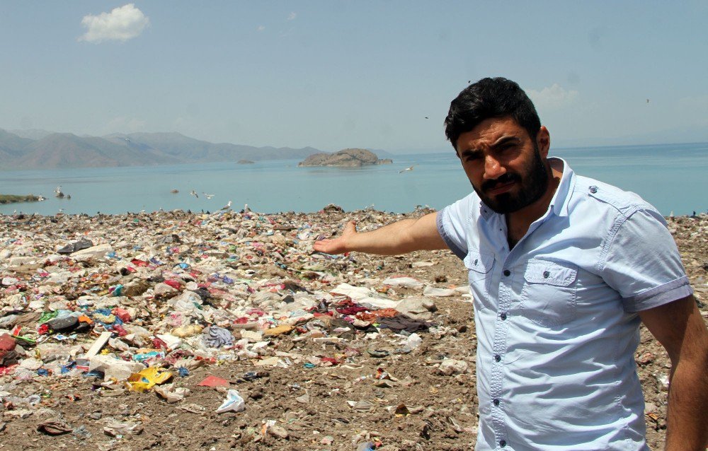 Van Gölü Çöplüğe Döndü