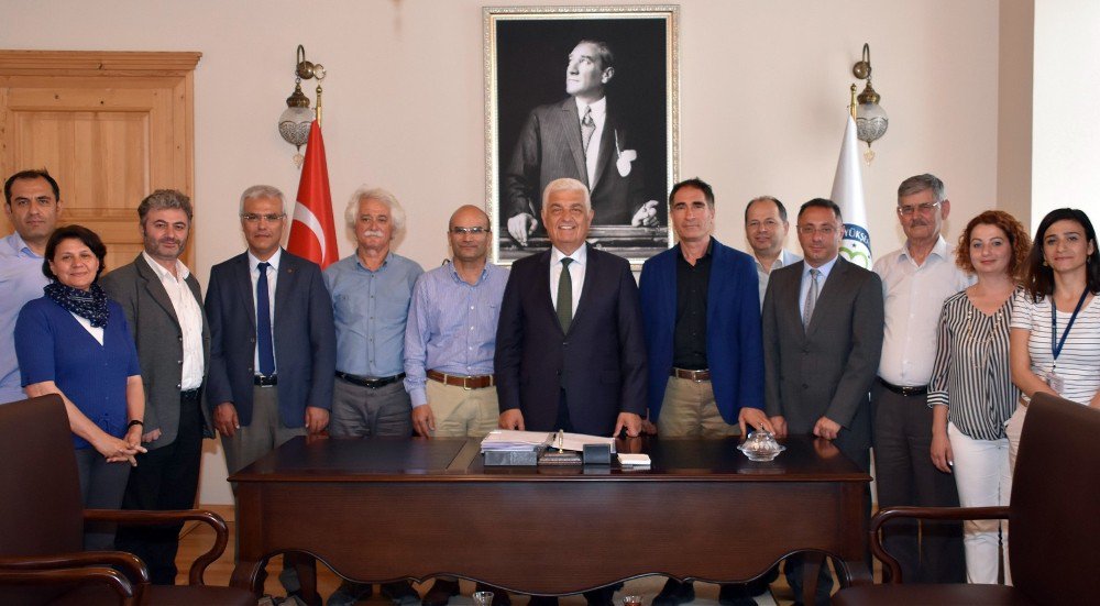 Büyükşehir’den Antik Kazılara Destek