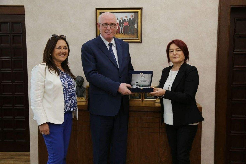 Odunpazarı Çevre Ve Ulaşımda Birinci Oldu