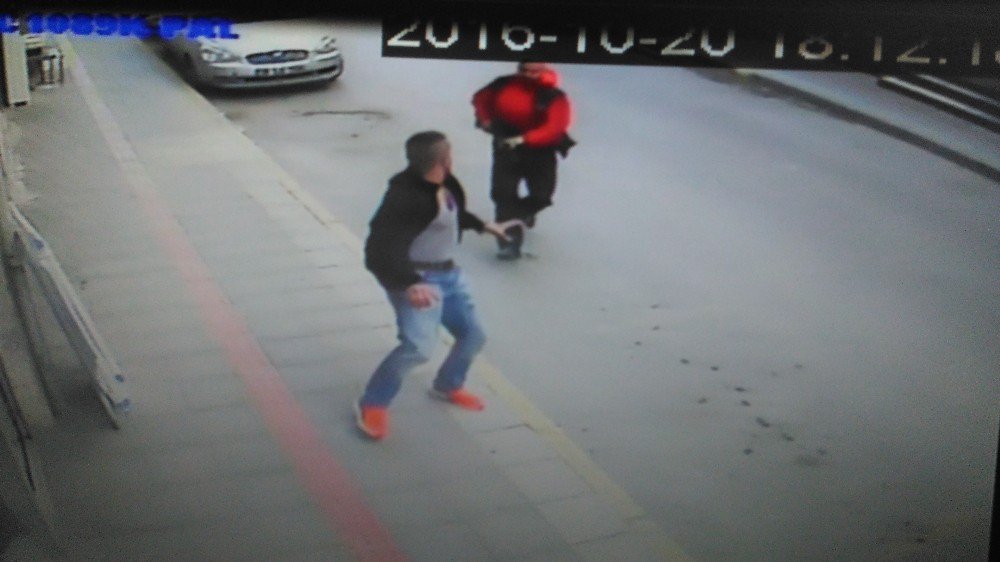 Cinayet Anı Güvenlik Kamerasında