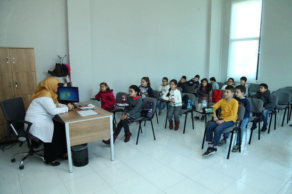 Akyazı Sgm’de Yaz Kursu Heyecanı