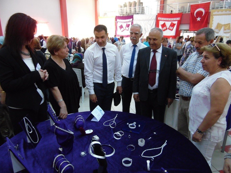 Gömeç’de Yıl Sonu Sergisi