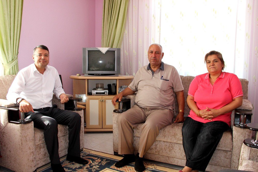 Başkan Turgut’tan Şehit Ailelerine Ziyaret