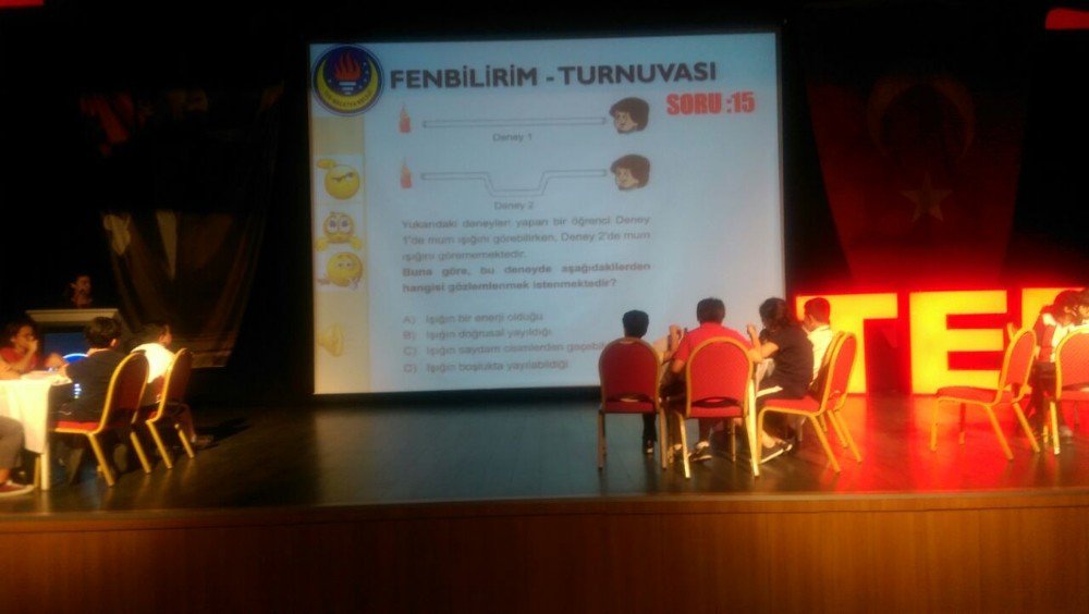 Ted’li Öğrenciler Bilgi Yarışmasında Kıyasıya Yarıştı