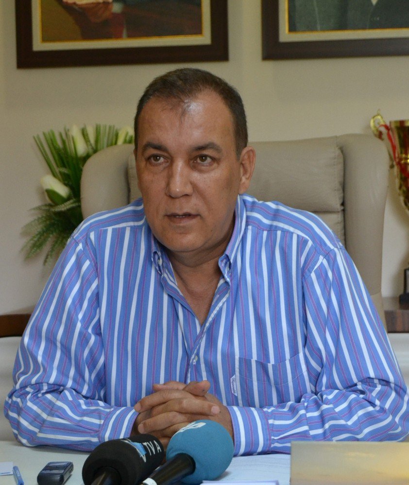 Adana Demirspor’da Teknik Direktör Arayışı Sürüyor