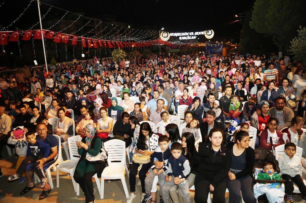 Ramazan Sokakları Dolup Taşıyor