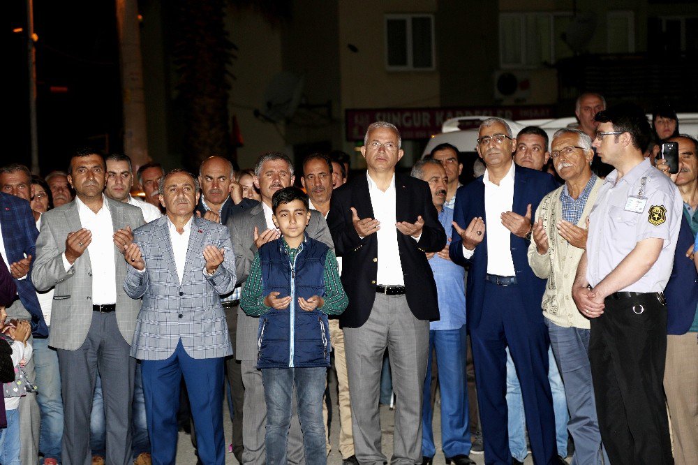 Ramazan Sokakları Dolup Taşıyor