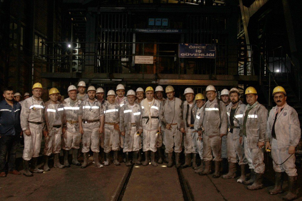 Eroğlu Ve Demirci Gelik’te Madenci İle İftar Açtı