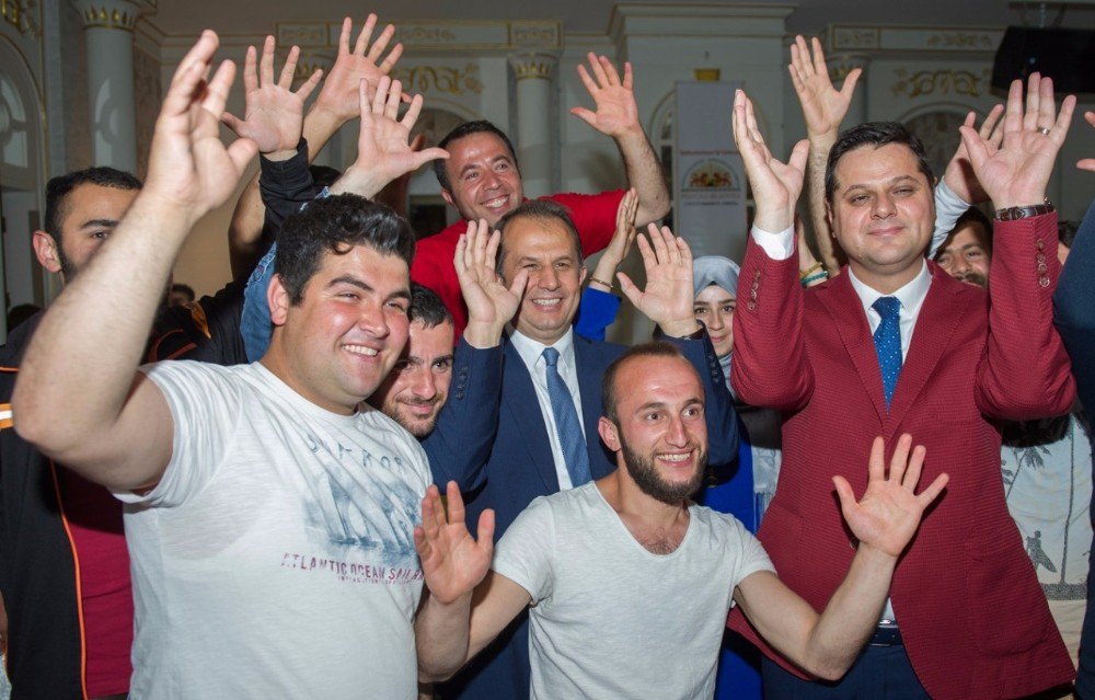 İpekyolu Belediyesinden Engellilere İftar