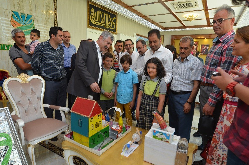 Minik Çocuklar Daha İyi Bir Çevre İçin Yarıştı