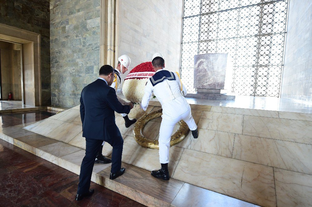 Hakimler Ve Savcılar Kurulu Üyeleri Anıtkabir’i Ziyaret Etti