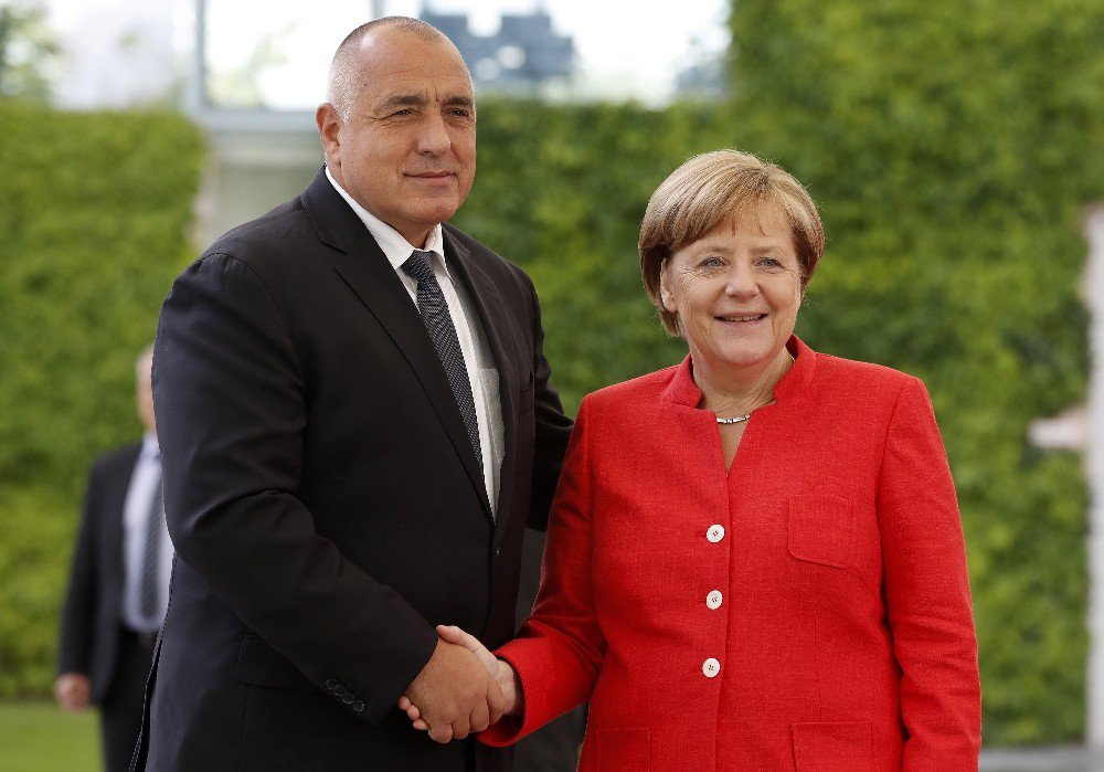 Merkel: "Türkiye İle İncirlik Sorunu Bitti Ama İlişkilerimiz Devam Edecek"