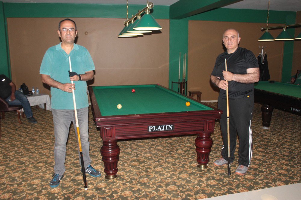 Tavşanlı’da Bilardo Turnuvası