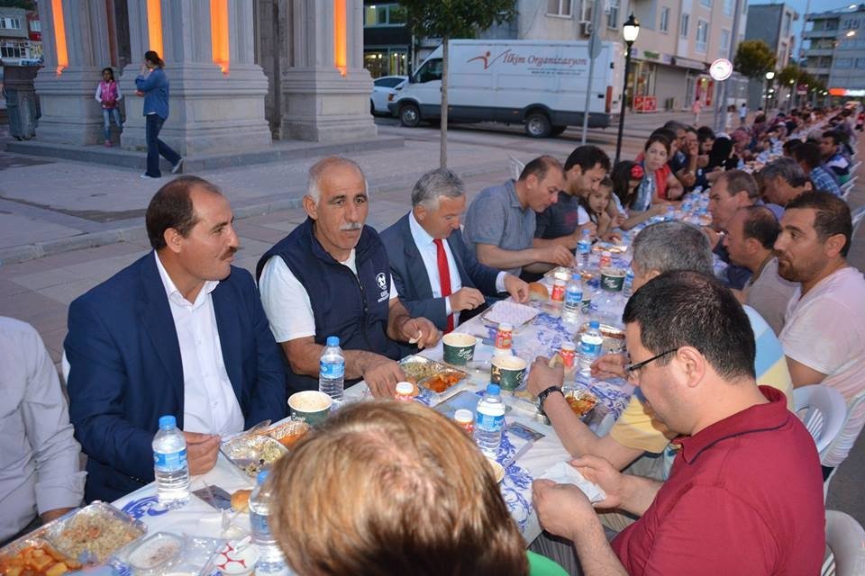 İpsala’da Cadde İftarları Devam Ediyor