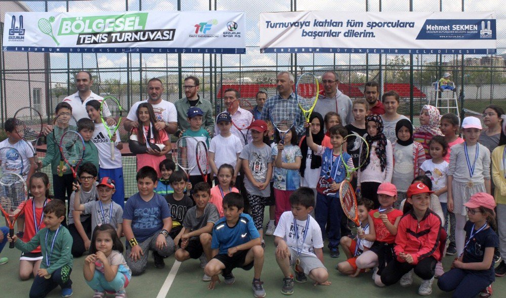 Erzurum’da Bölgesel Tenis Turnuvası