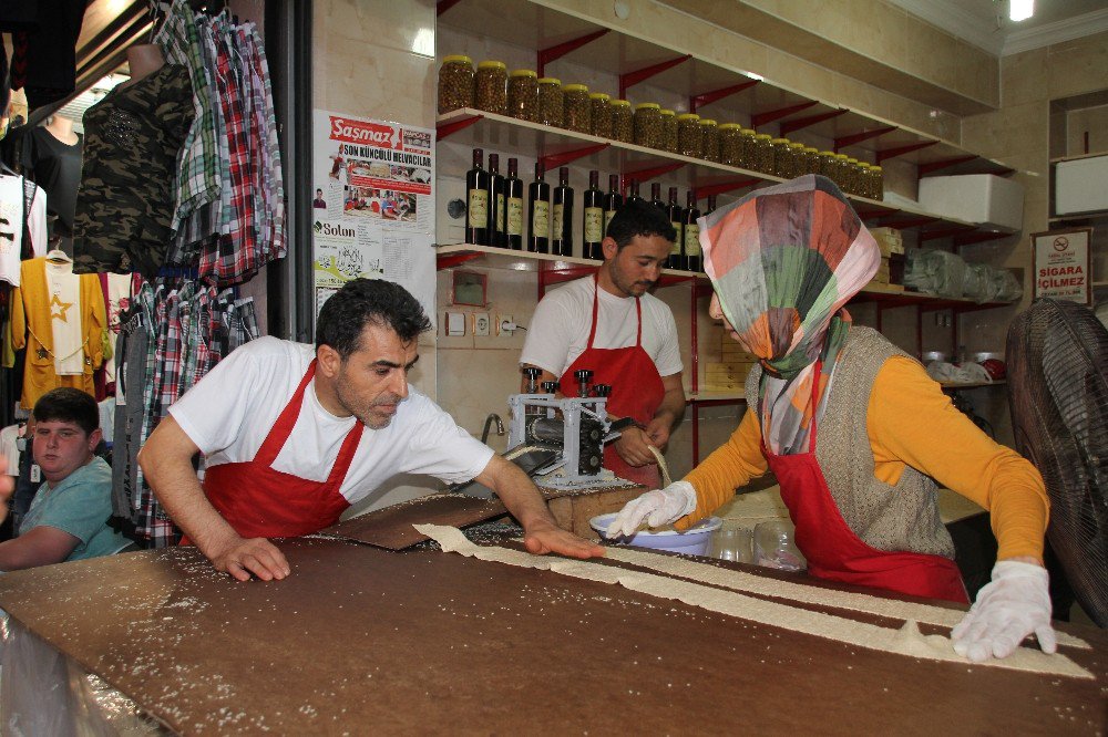 Hatay’da Ramazan Sofralarının Vazgeçilmesi “Küncülü Helva”