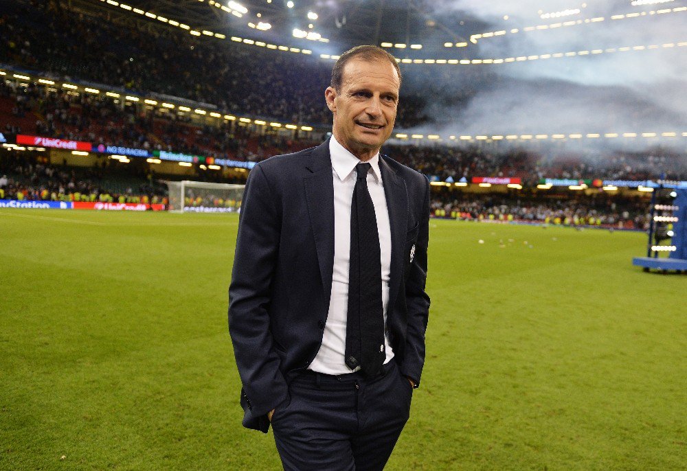 Juventus Allegri İle ’Devam’ Dedi