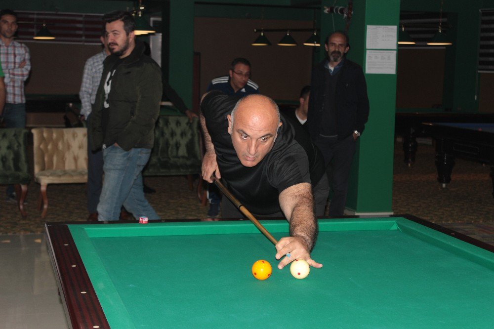 Tavşanlı’da Bilardo Turnuvası