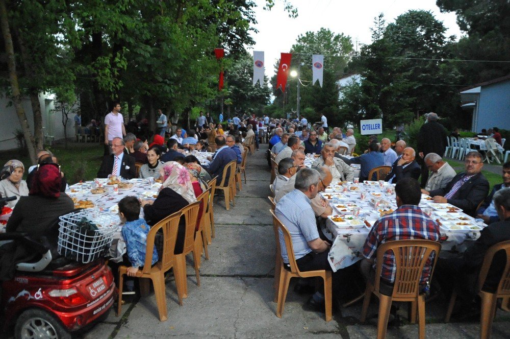 Bafra Belediyesinden Stk’lara İftar