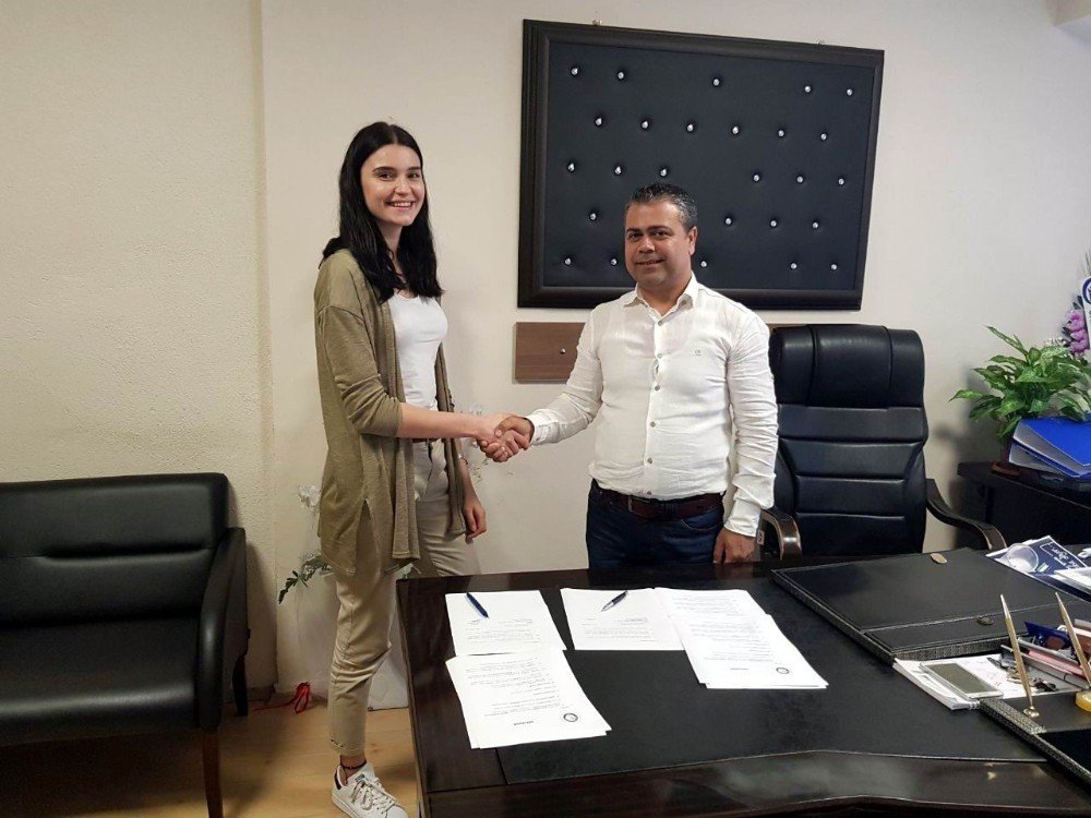 Salihli Belediyespor’da Transfer Hareketliliği