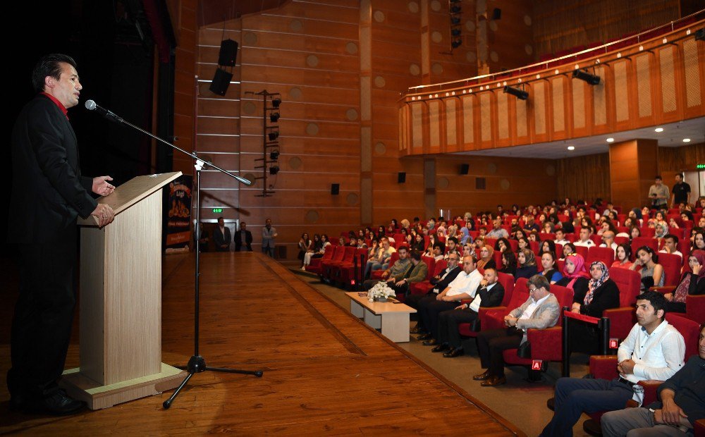 Tuzla’da Genç Gönüllüler İyilikte Yarıştı, Başkan Yazıcı Ödüllendirdi