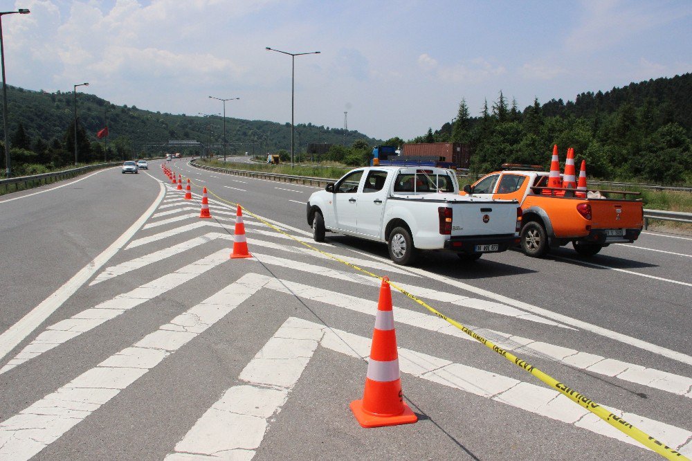 Tem Otoyolu Trafiğe Kapandı