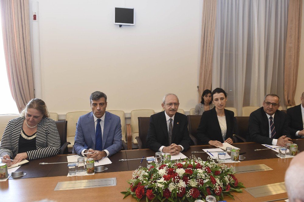 Chp Genel Başkanı Kılıçdaroğlu Agitpa Üyeleri İle Görüştü