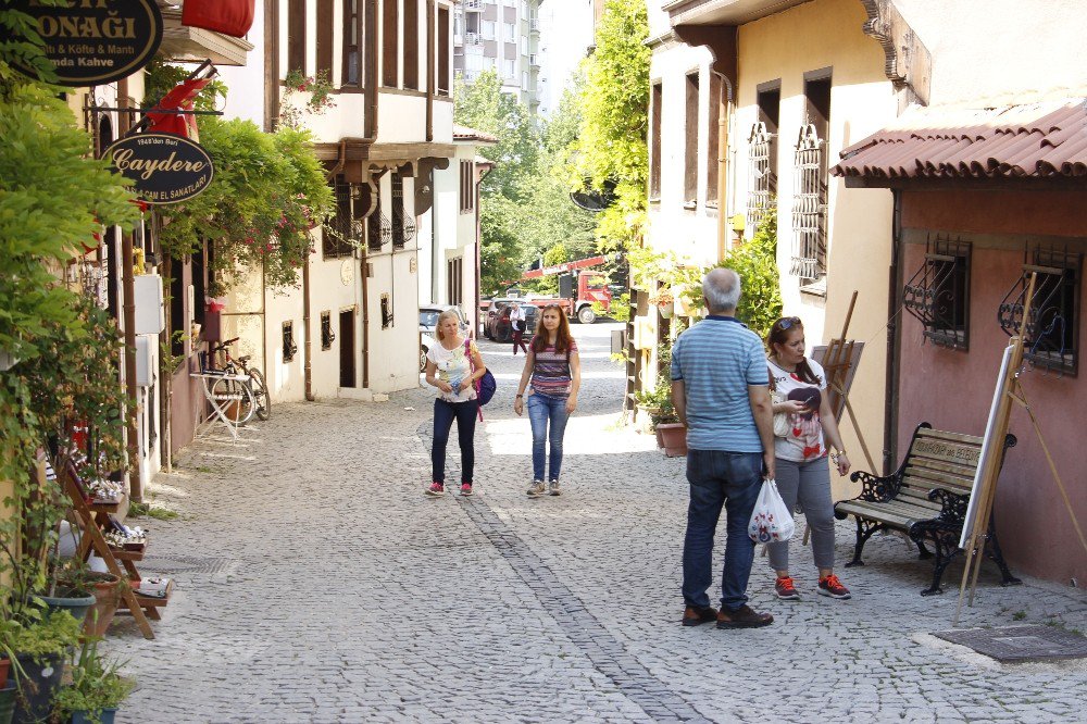 Eskişehir’de Ramazan Bayramı’nda Turizm Hareketliliği Beklenmiyor