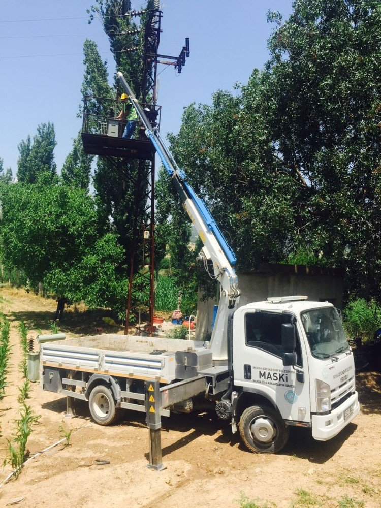 Hava Şartlarından Dolayı Zarar Gören Trafolar Yenilendi