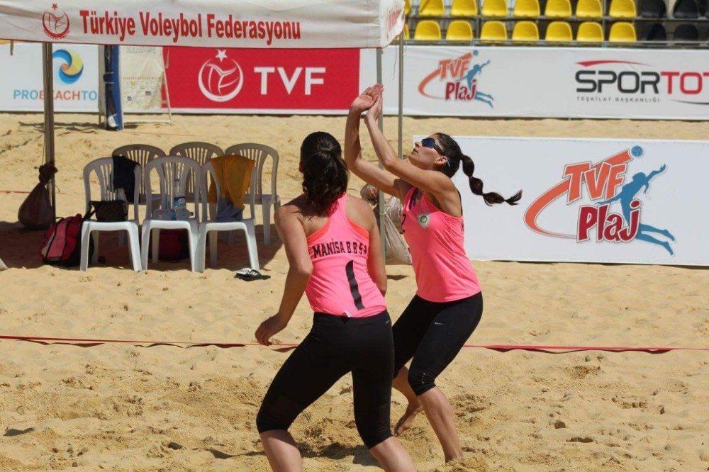 Manisa Bbsk, Plaj Voleybolunda Da İddialı