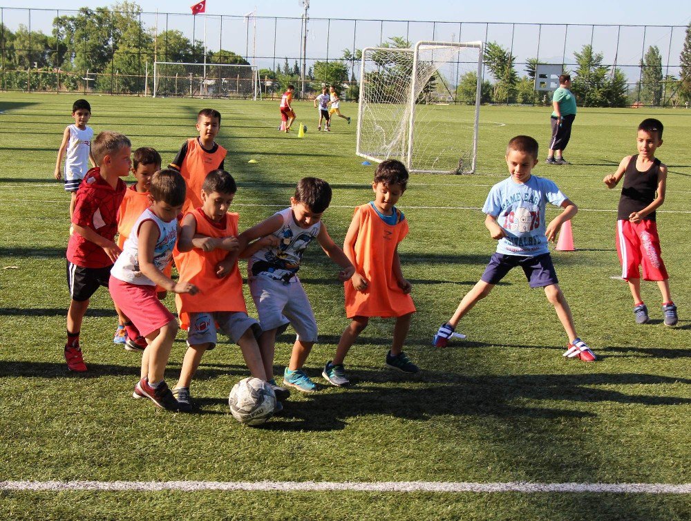 Gençlik Spor İl Müdürlüğünün Yaz Okulu Kayıtları Başladı