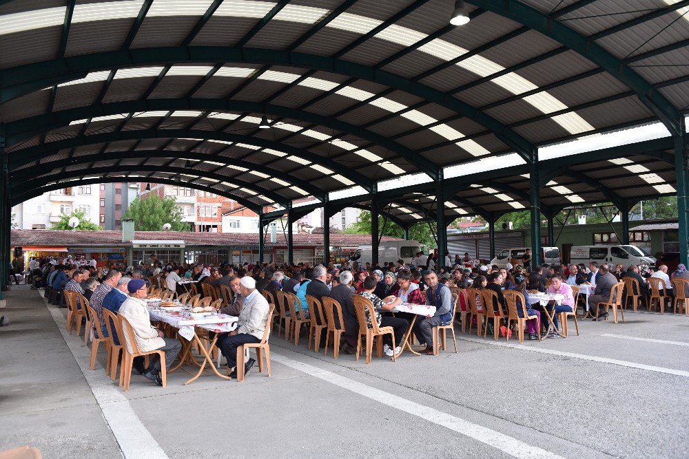 Taşköprü’de Mahalle İftarları Başladı