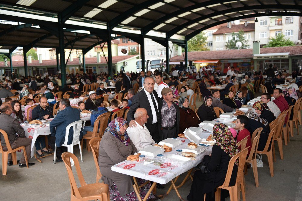 Taşköprü’de Mahalle İftarları Başladı