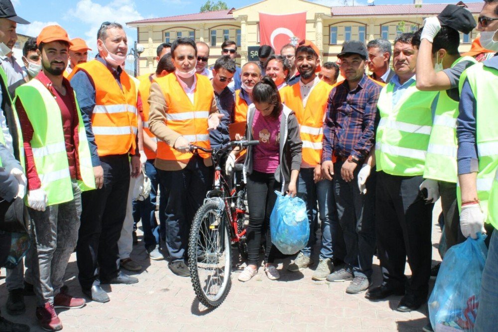 Çaldıran’da Temizlik Kampanyası