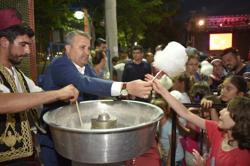 Yunusemre’de Ramazan Etkinliklerine Yoğun İlgi