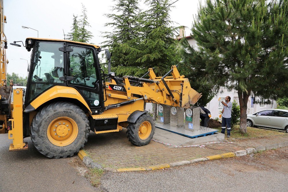 Çöp Konteynerleri Yer Altına İnmeye Devam Ediyor