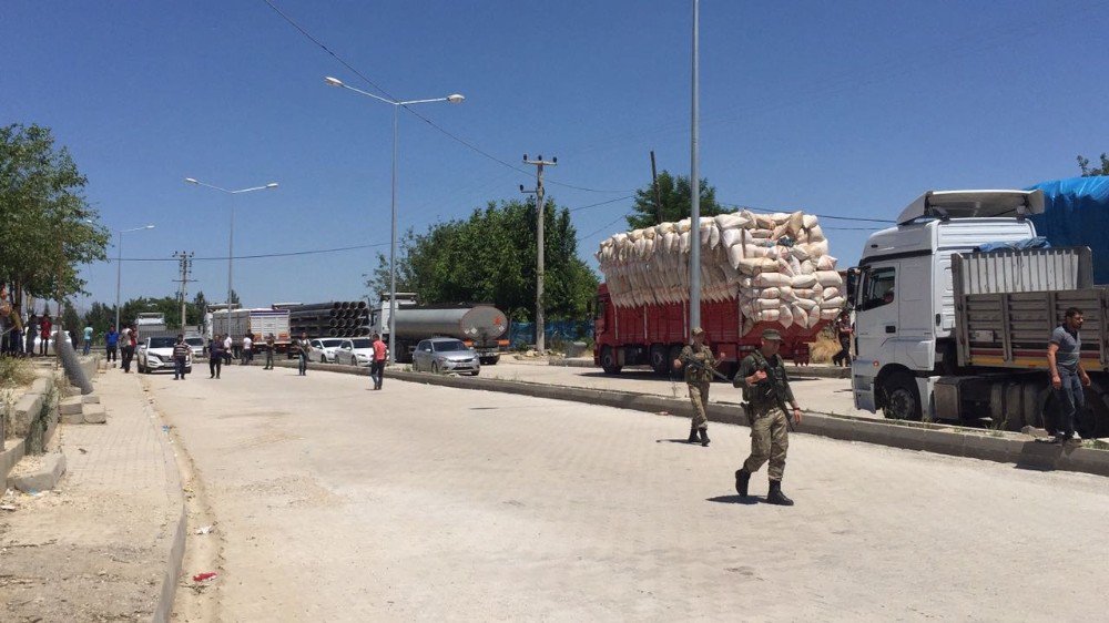 Kozluk’ta Jandarma Karakoluna Saldırı: 3 Yaralı